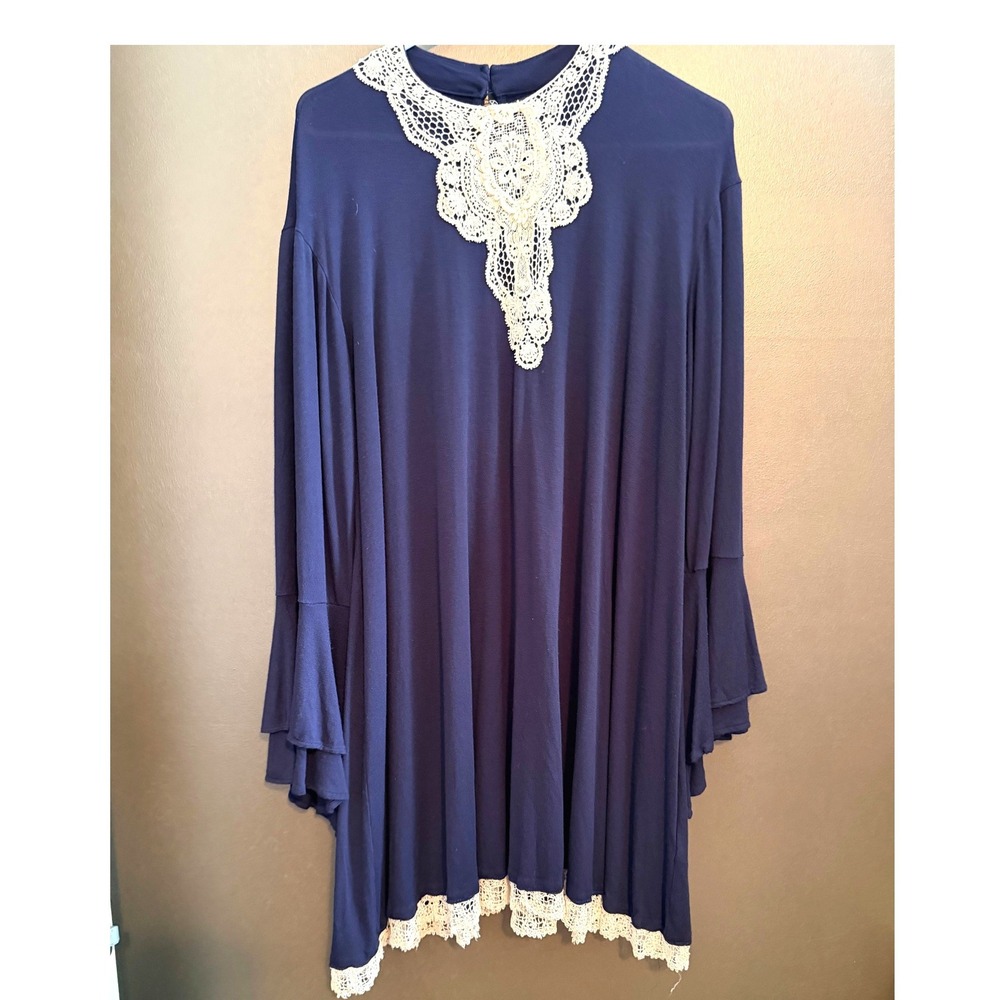 ECI dress Womens XL Navy Blue Excellent Crochet Lace Bell Sleeve‎ Swing Hem